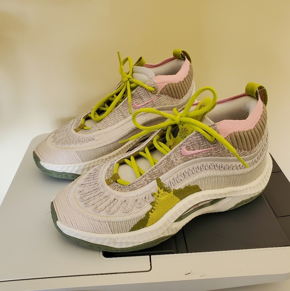 Nike Cosmic Unity 3 Mid Phantom Bright Cactus DV9087-001 Womens Size 7.5 - Picture 2 of 9